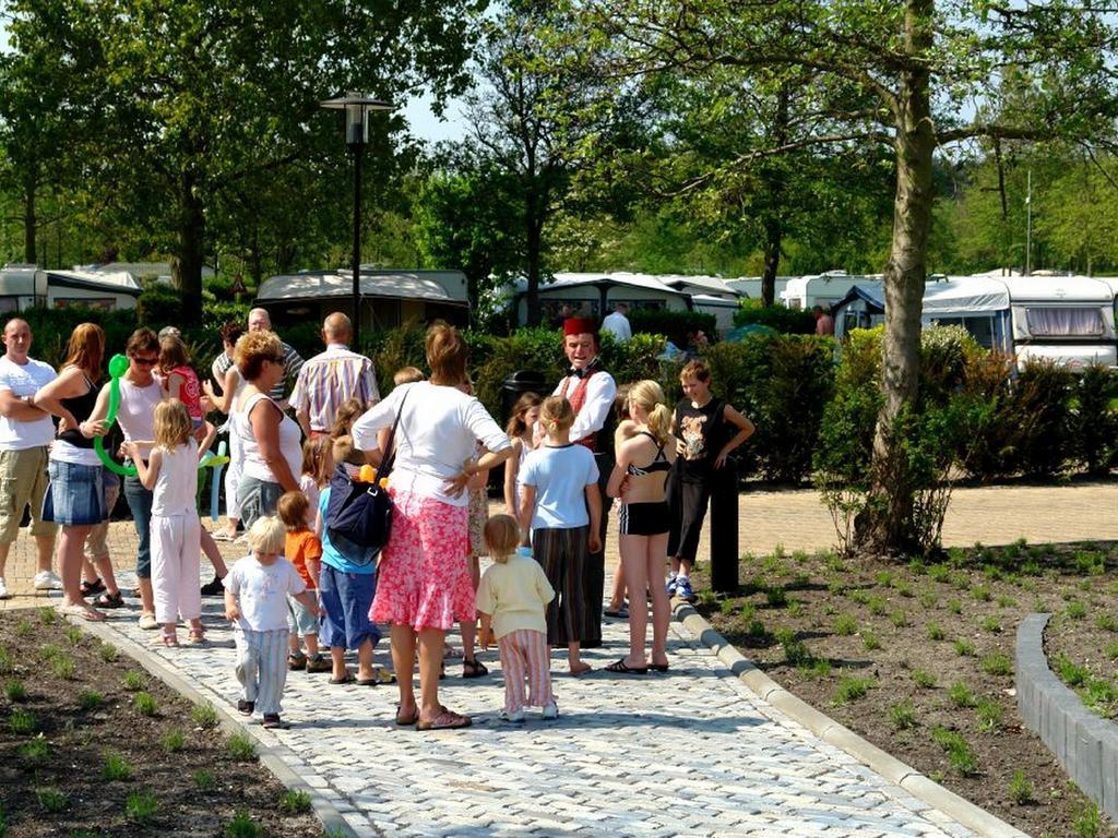 Europarcs Parc Du Soleil Otel Noordwijk Oda fotoğraf